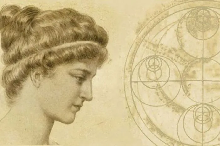 Hypatia dianggap sebagai salah satu matematikawan wanita pertama yang memiliki catatan sejarah yang cukup lengkap. Pada zamannya